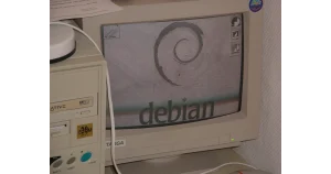 Debian Code Search: El rey de la eficiencia